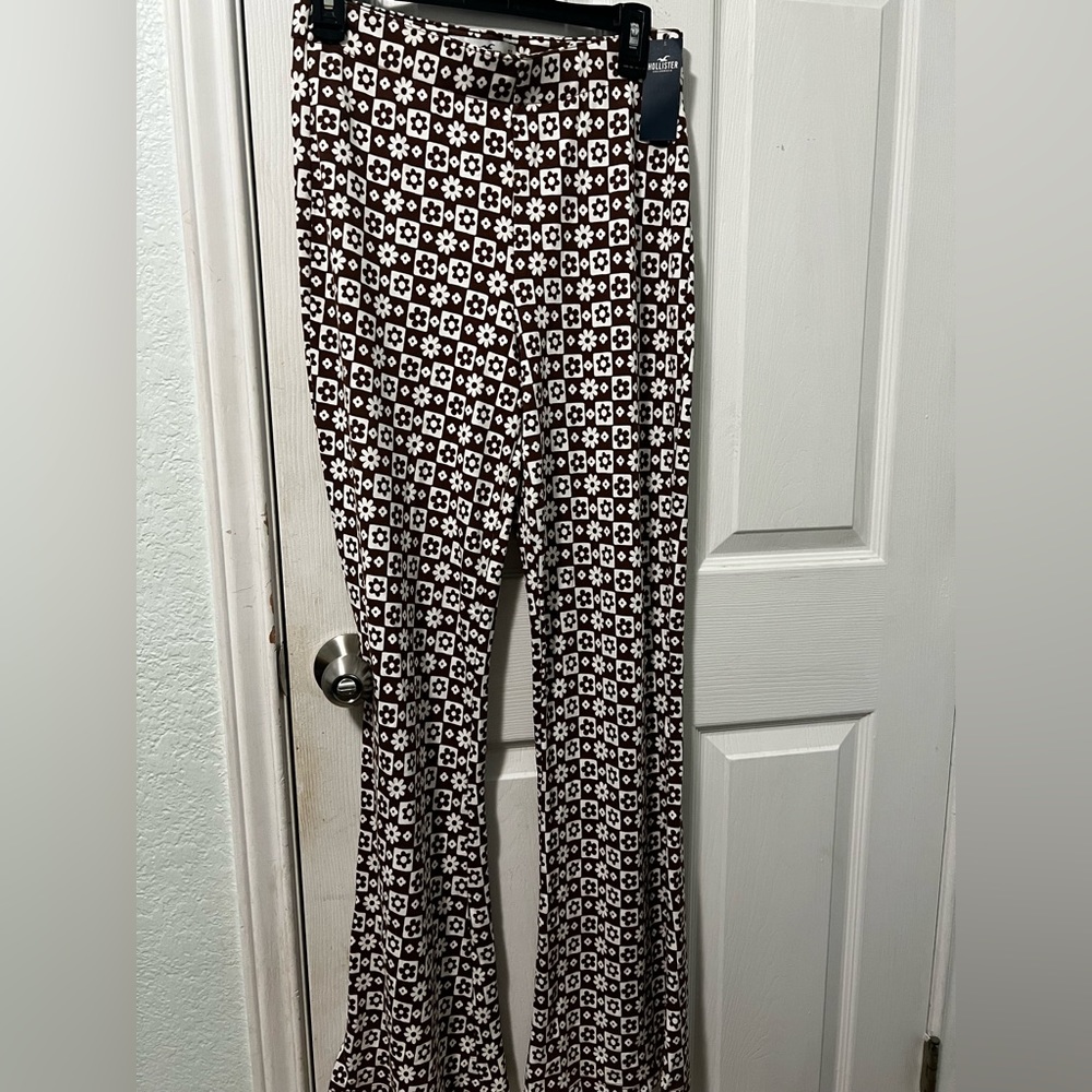 Hollister flower print flare pants